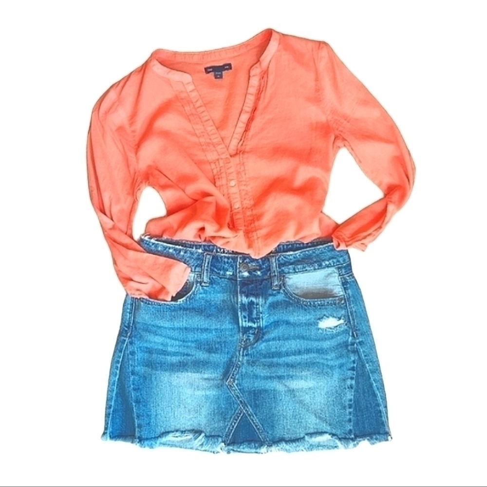 AEO Cute Jean Distressed Mini Skirt